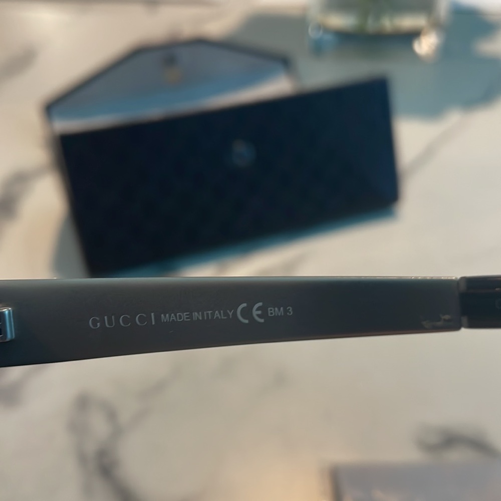 Gucci Shield Rectangular Sunglasses - image 4